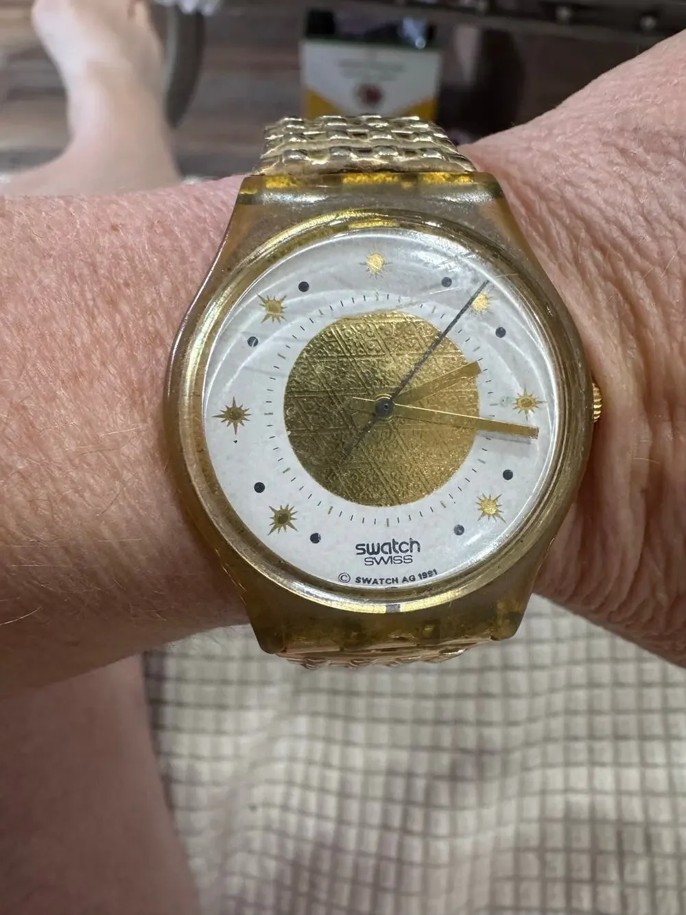 Vintage 1991 Swatch Swiss Watch | Gold Dial & Stretch Band | New Battery | Runs